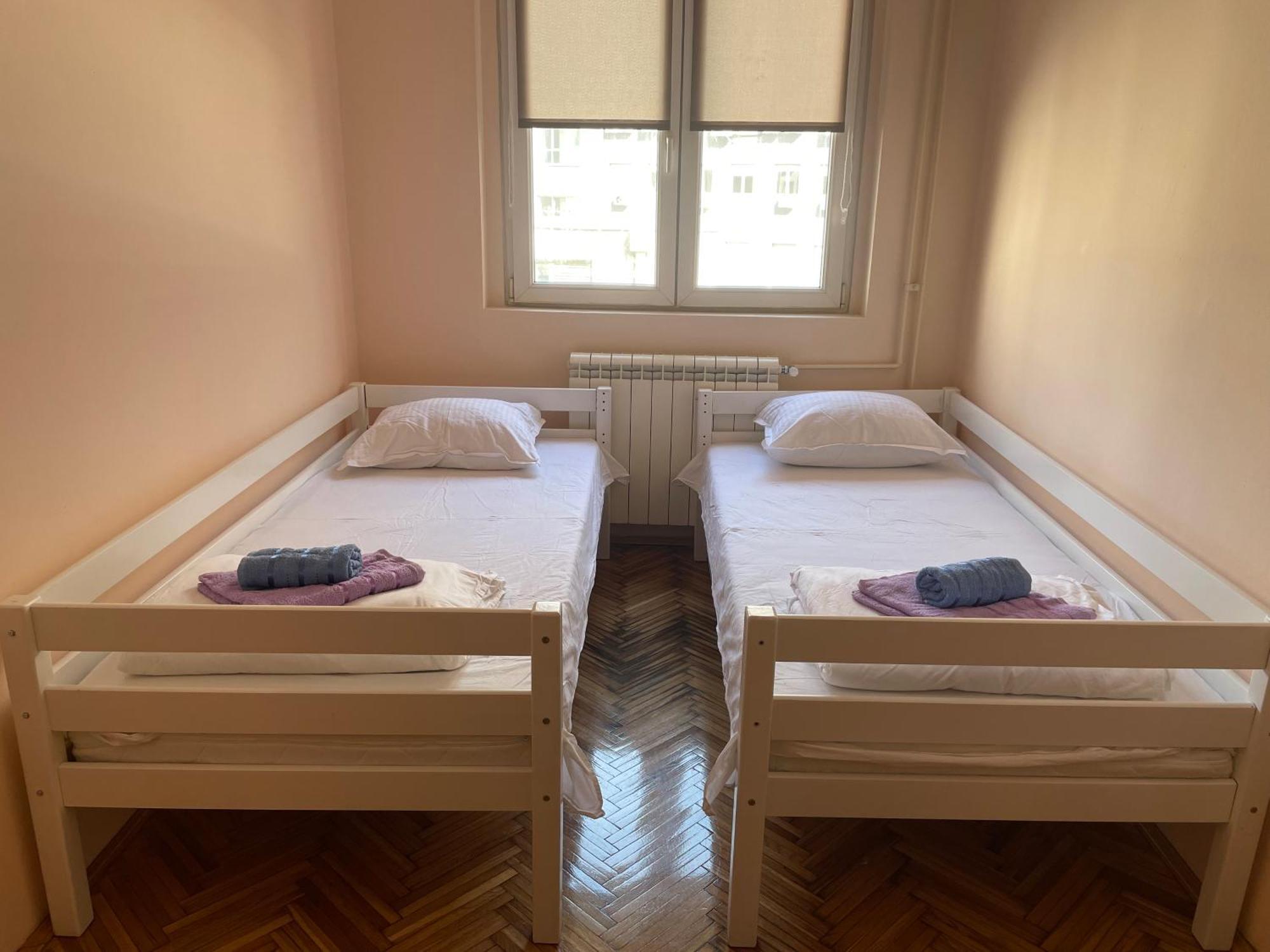 Bg Sunflower Apartment Белград Екстериор снимка